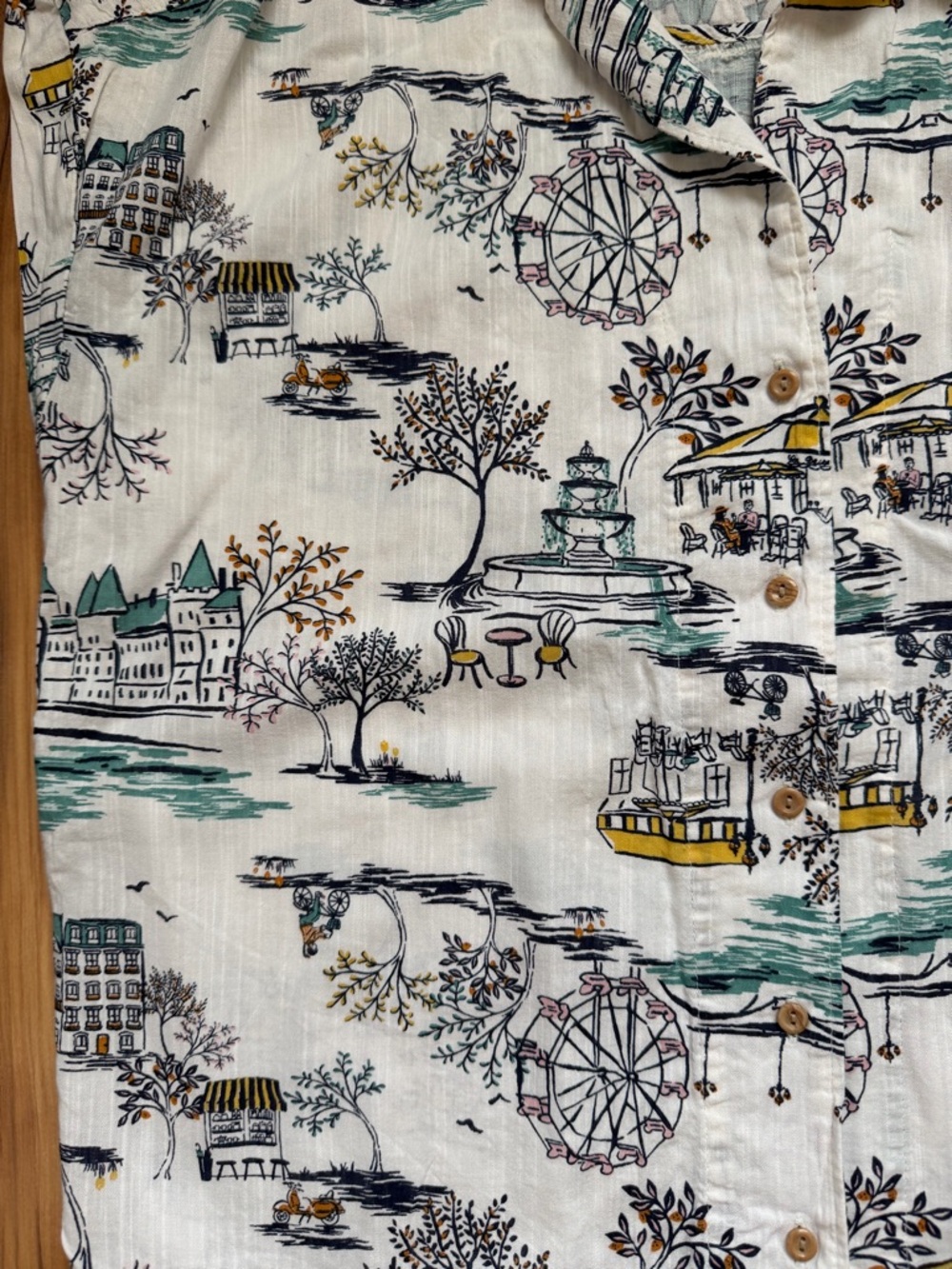 Old Navy printed tie hem resort Shirt - Picture 4 of 7